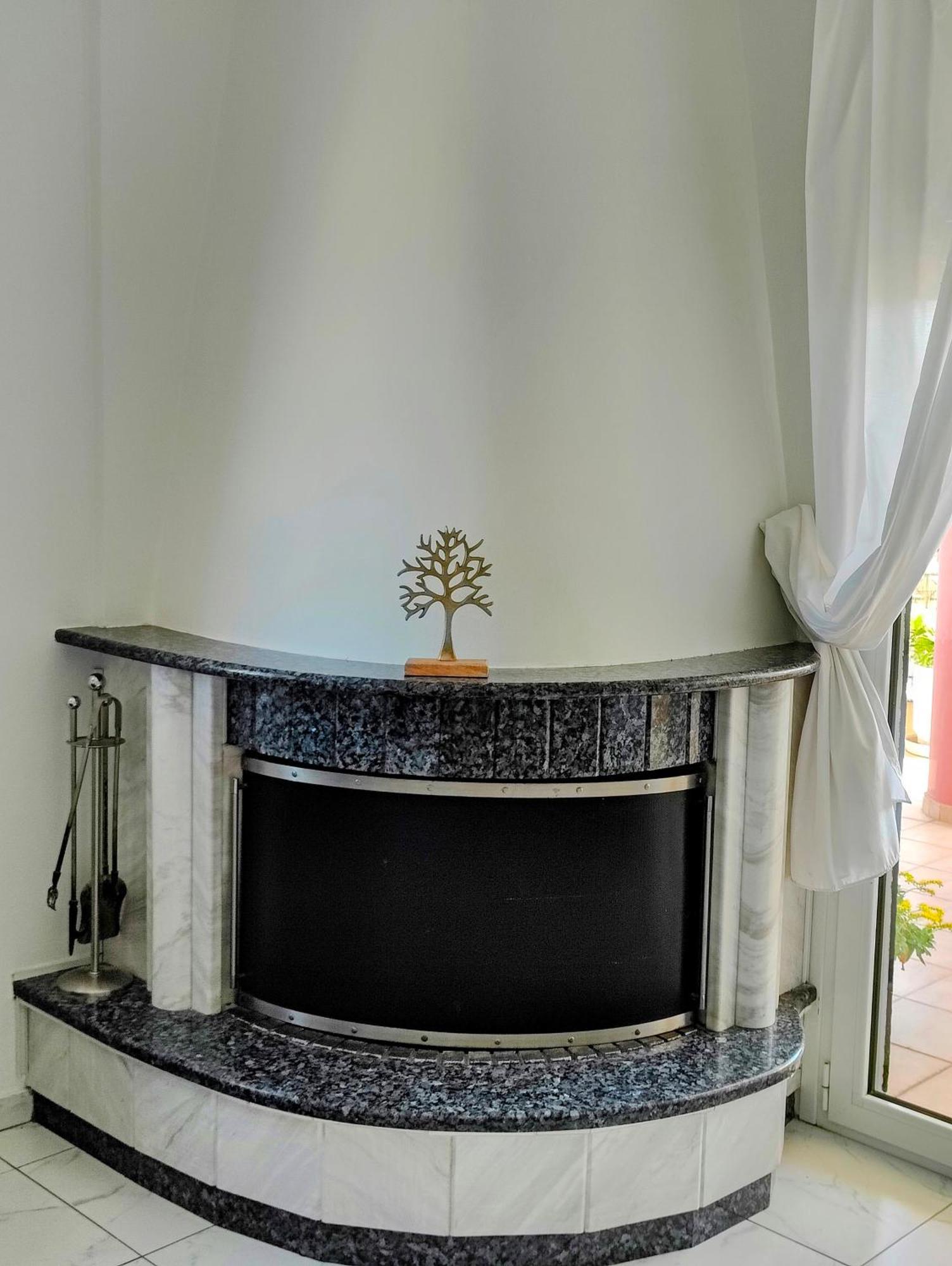 Celestial Garden-Thessaloniki'S Modern, Eclectic Penthouse With An Amazing View And Veranda Exterior foto